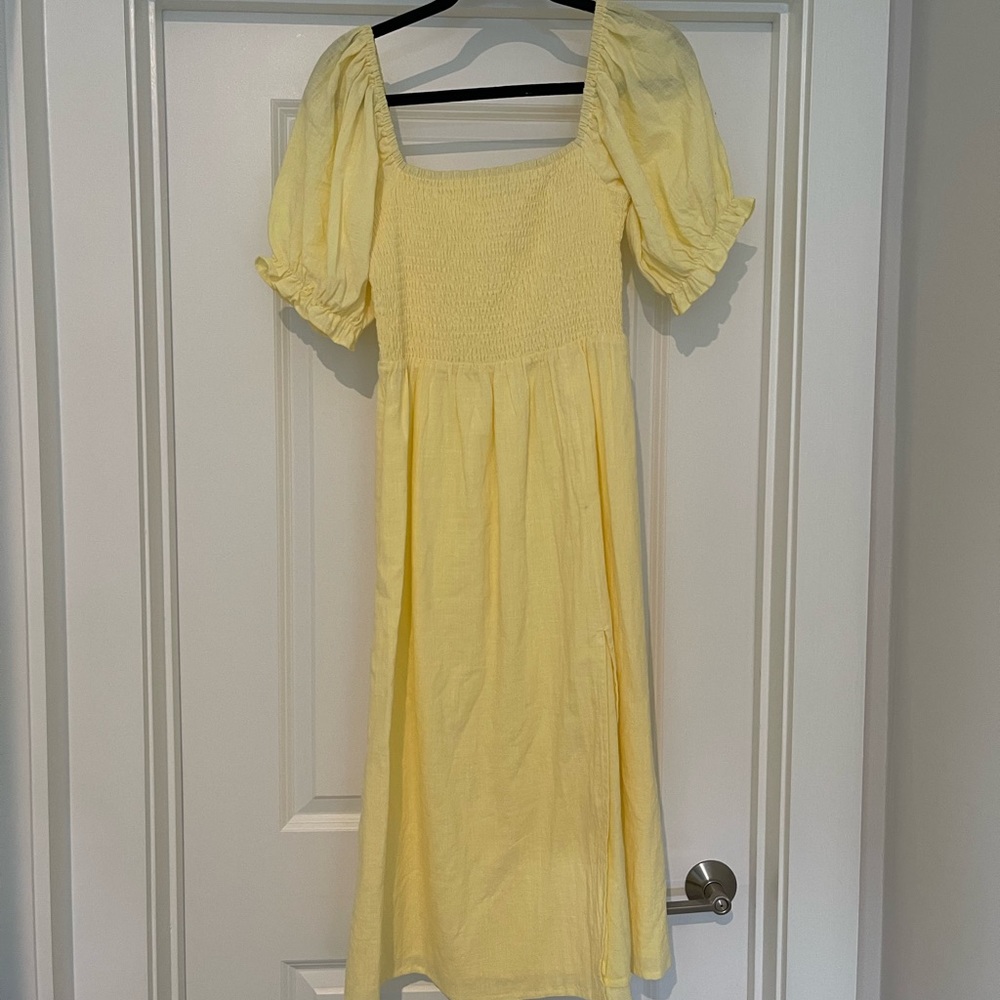 Seven Wonders Butter Yellow Dress Size Large